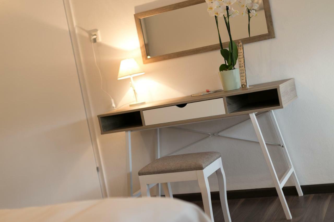Apartman Maja Lägenhet Otočac Exteriör bild