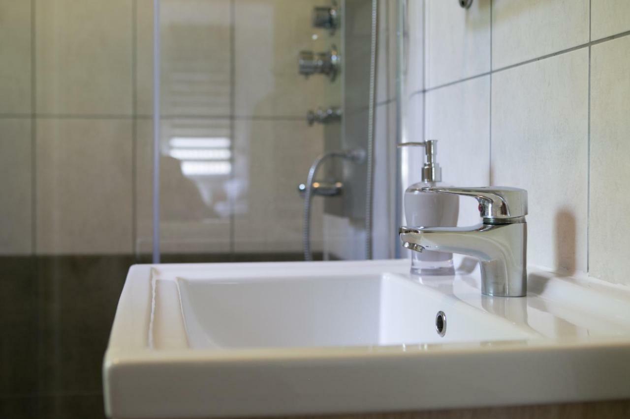 Apartman Maja Lägenhet Otočac Exteriör bild